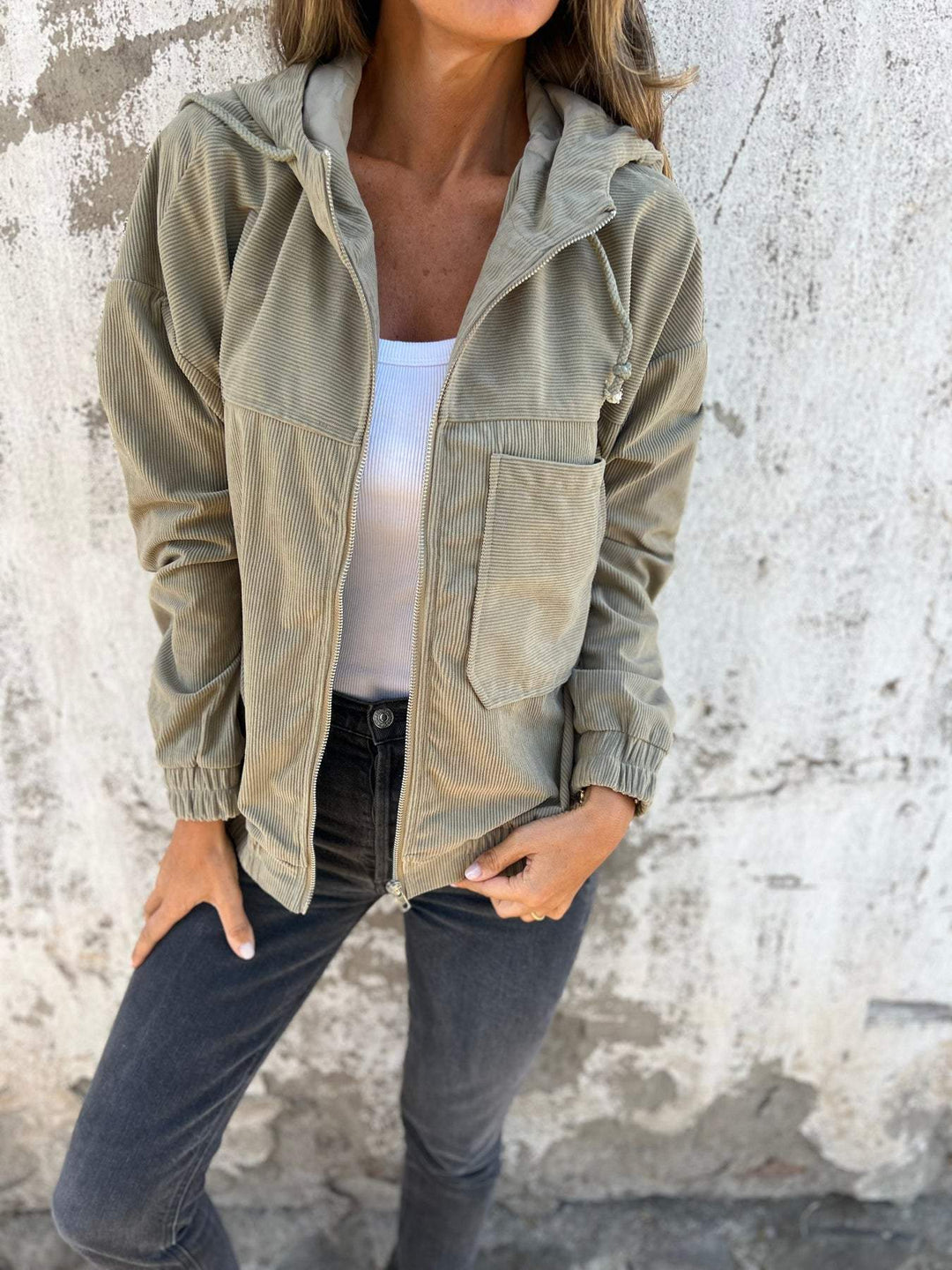 Isabelle | Casual jack met capuchon en ritssluiting